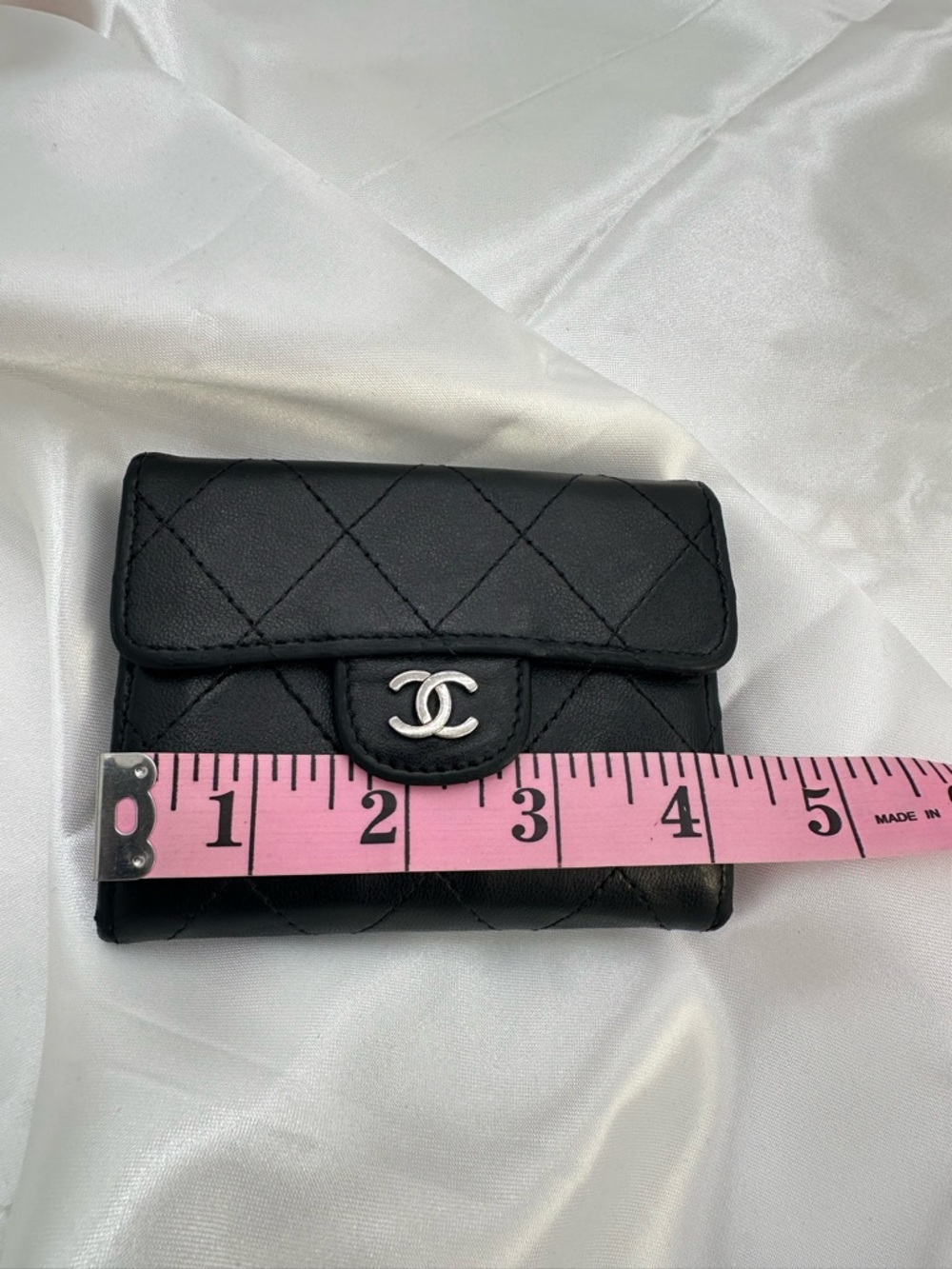 Chanel Matelasse Card Holder A509D1E9P9 - Picture 3 of 15